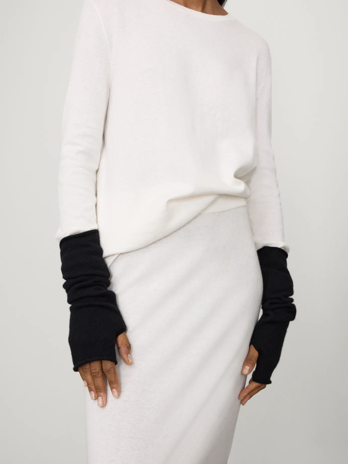 Best LISA YANG The Aspen Arm Warmers Black