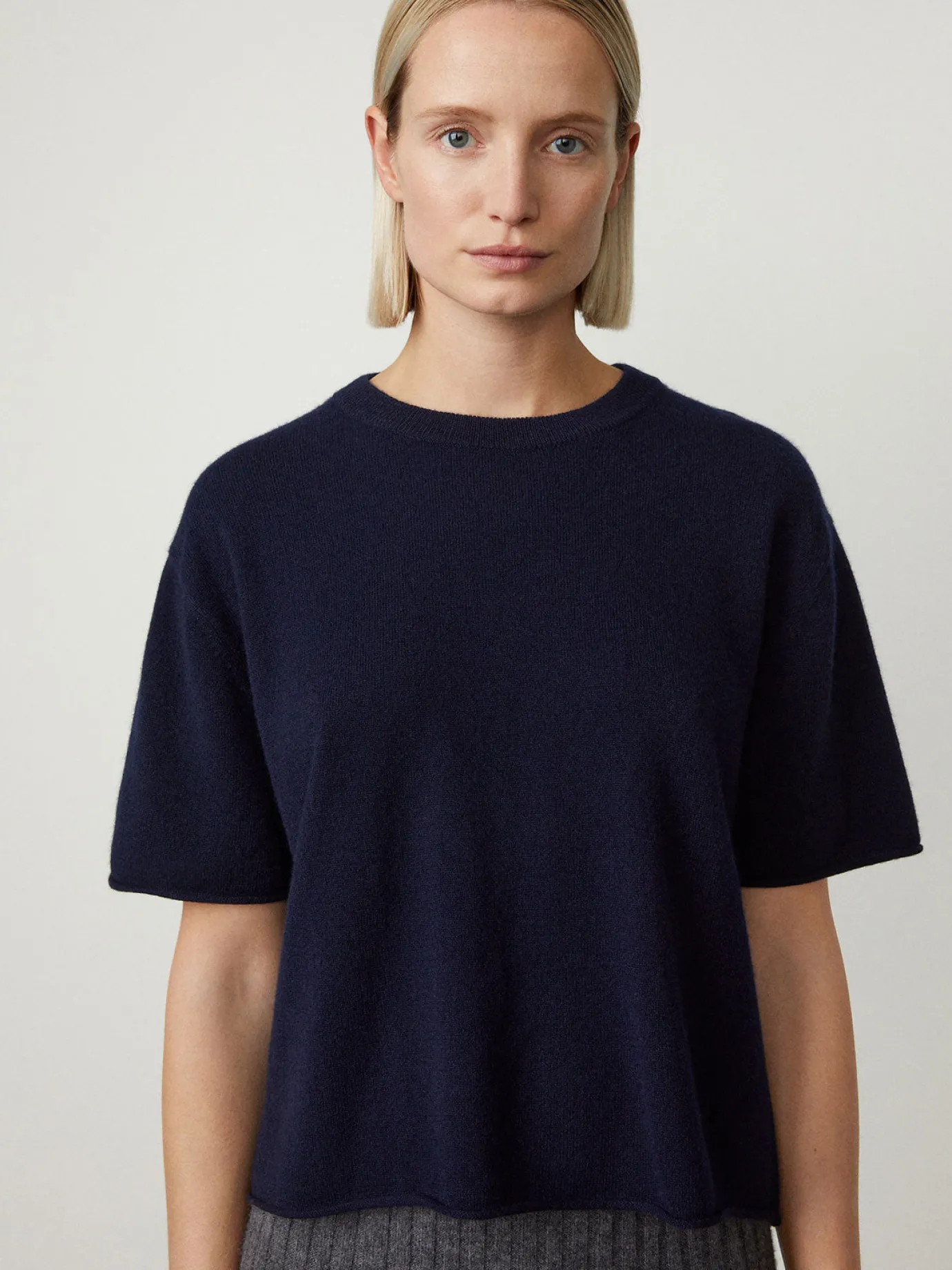 Discount LISA YANG The Cila T-shirt Navy