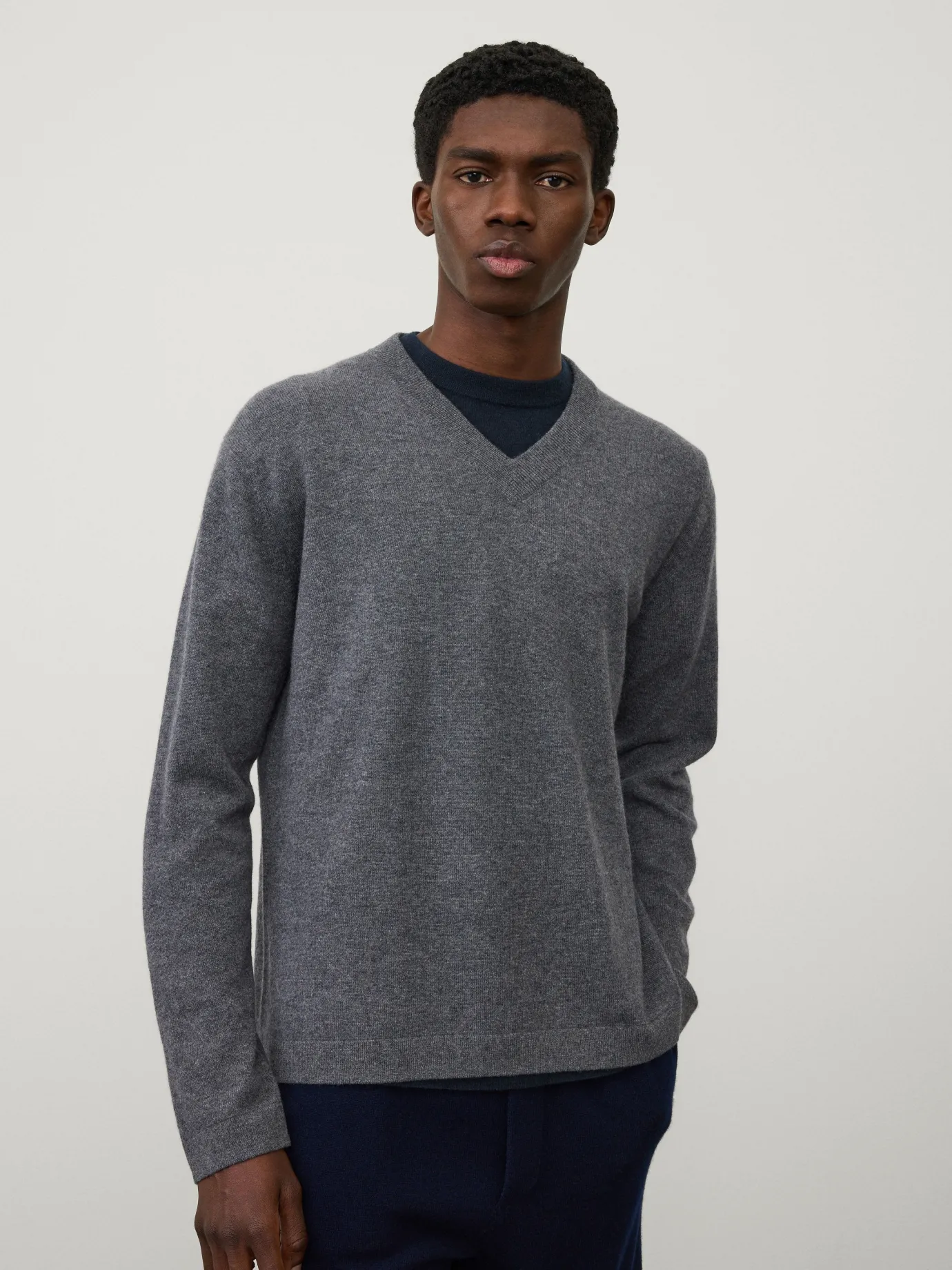 Fashion LISA YANG The Clayton Sweater Graphite