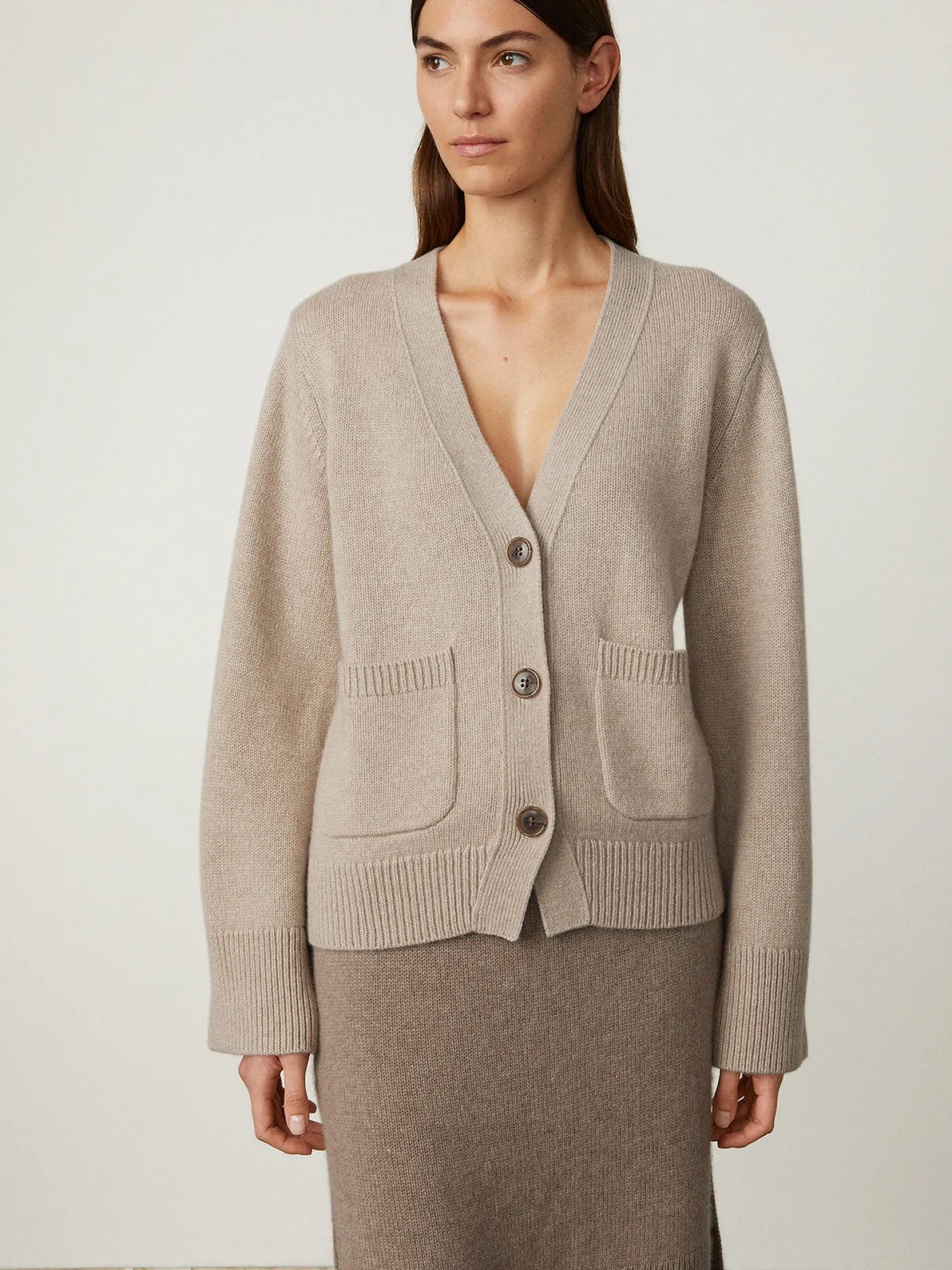 Store LISA YANG The Danni Cardigan Sand