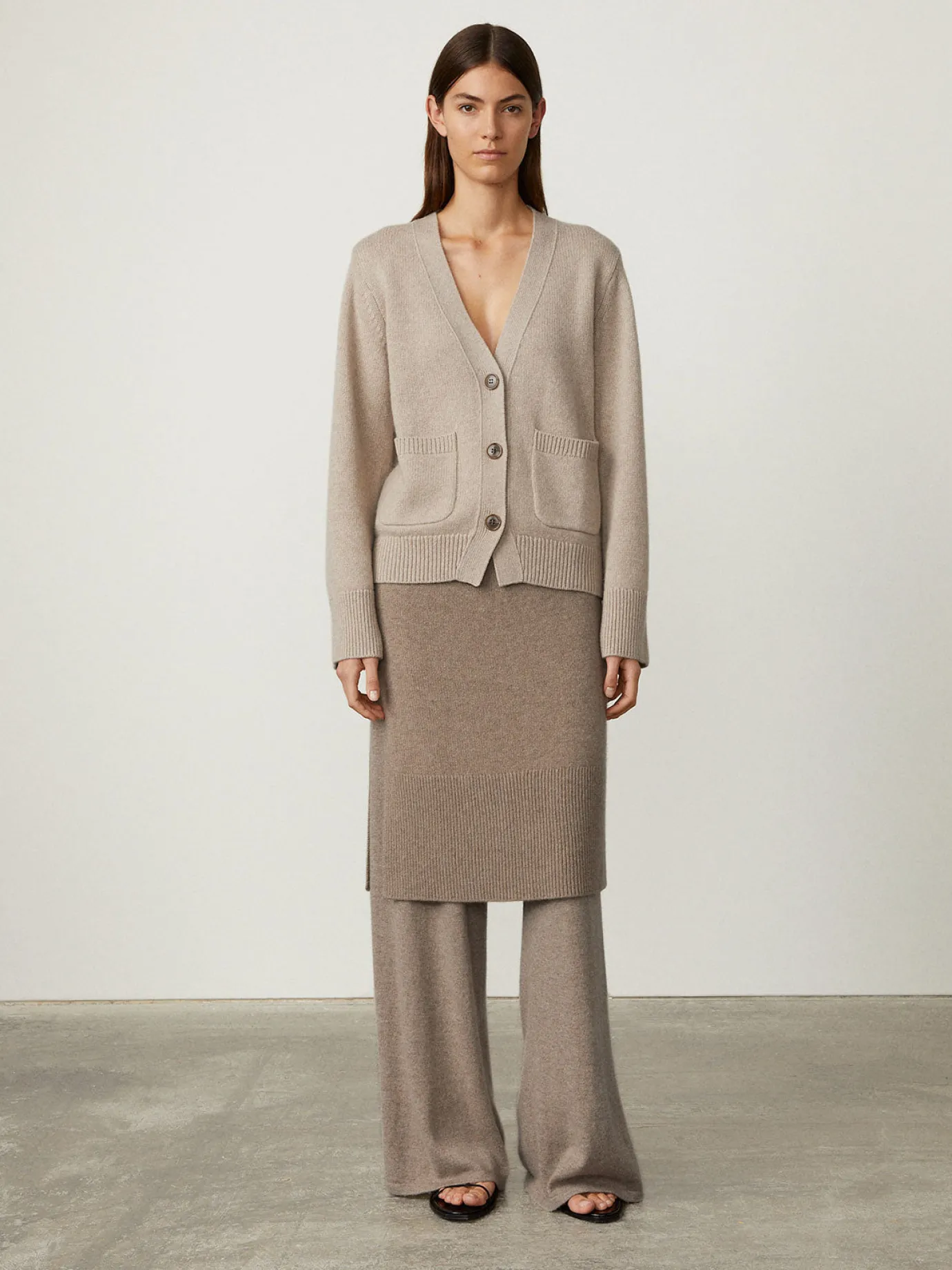 Store LISA YANG The Danni Cardigan Sand