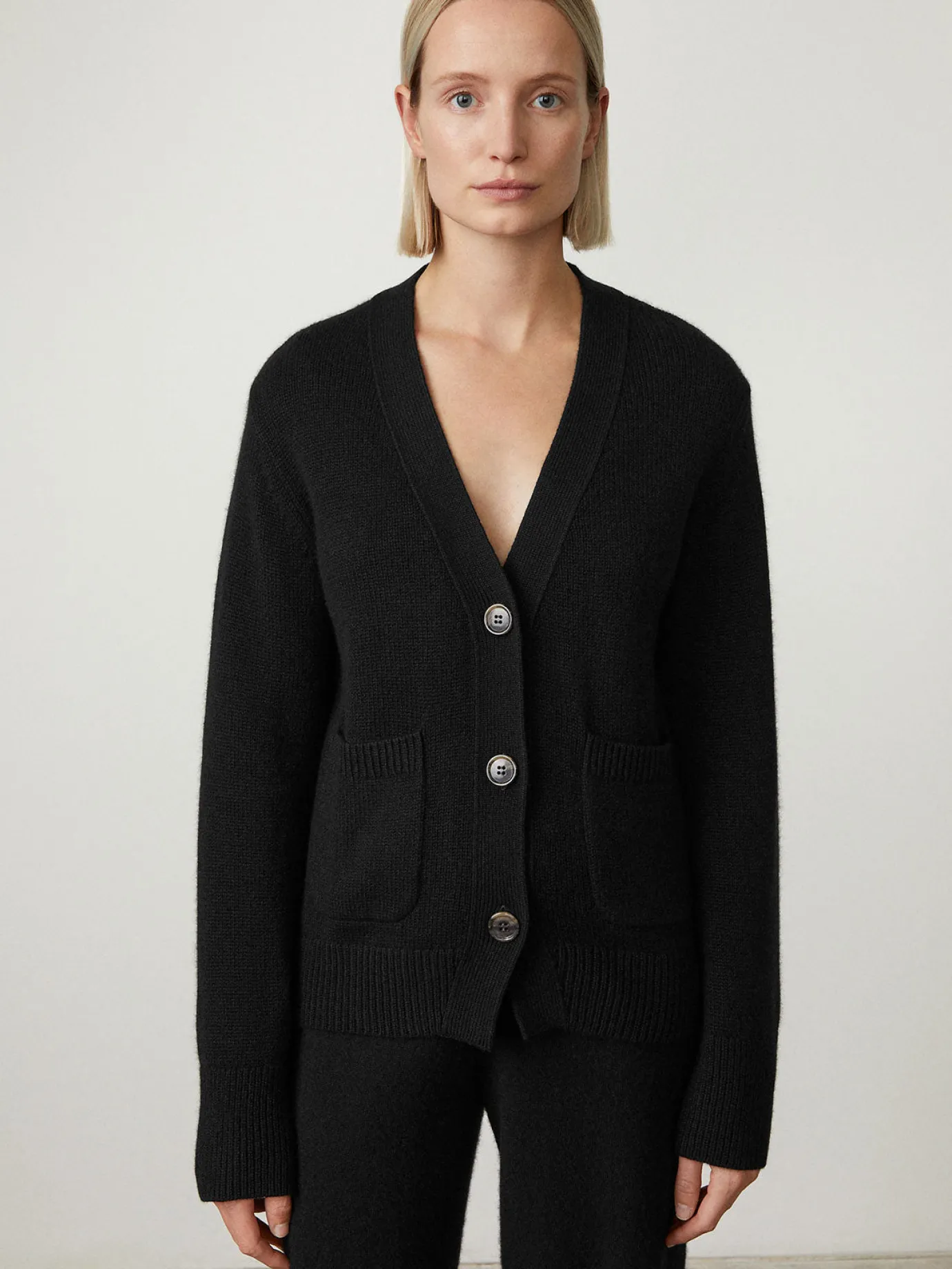 Clearance LISA YANG The Danni Cardigan Black