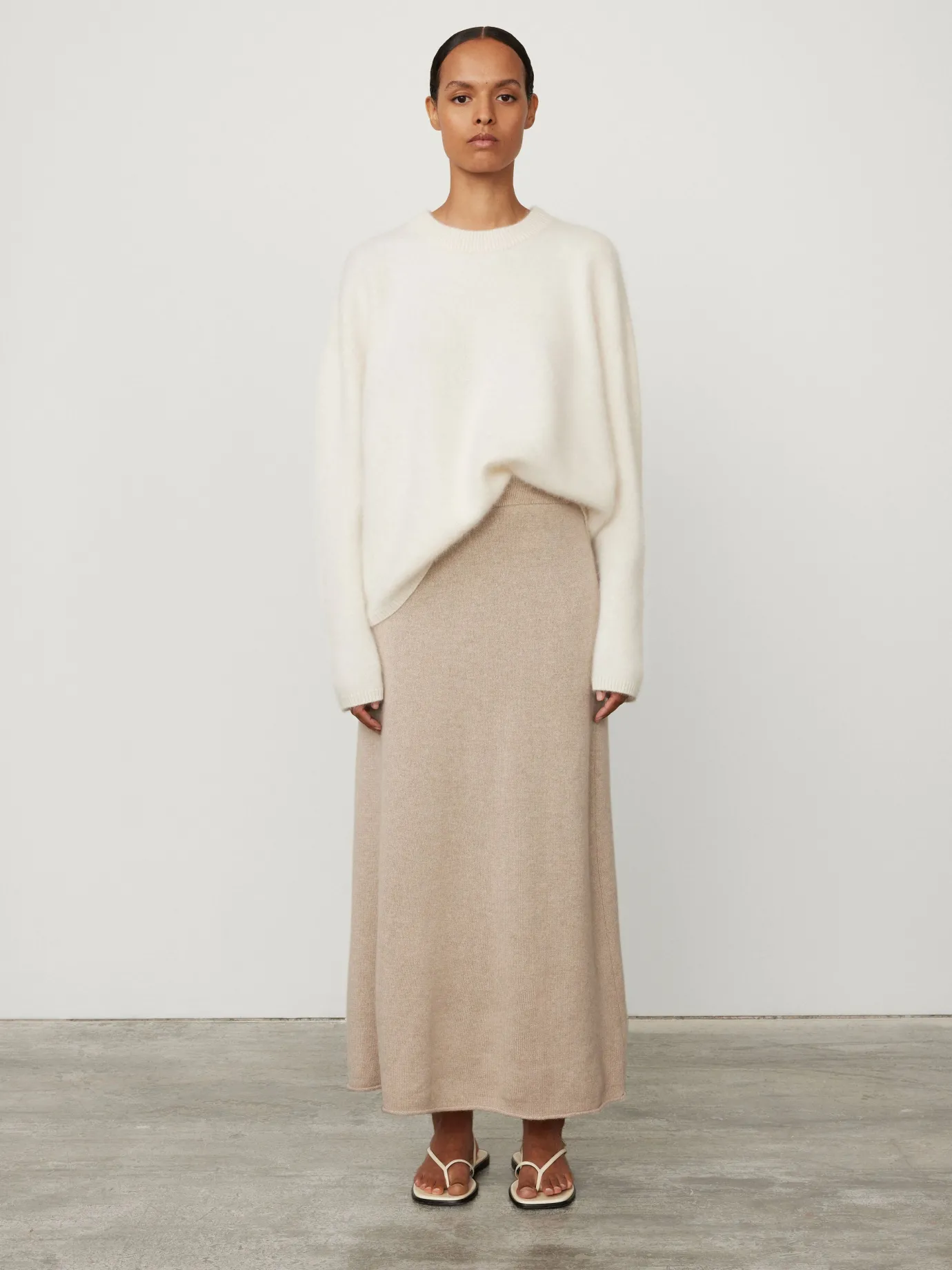 Hot LISA YANG The Elin Skirt Sand