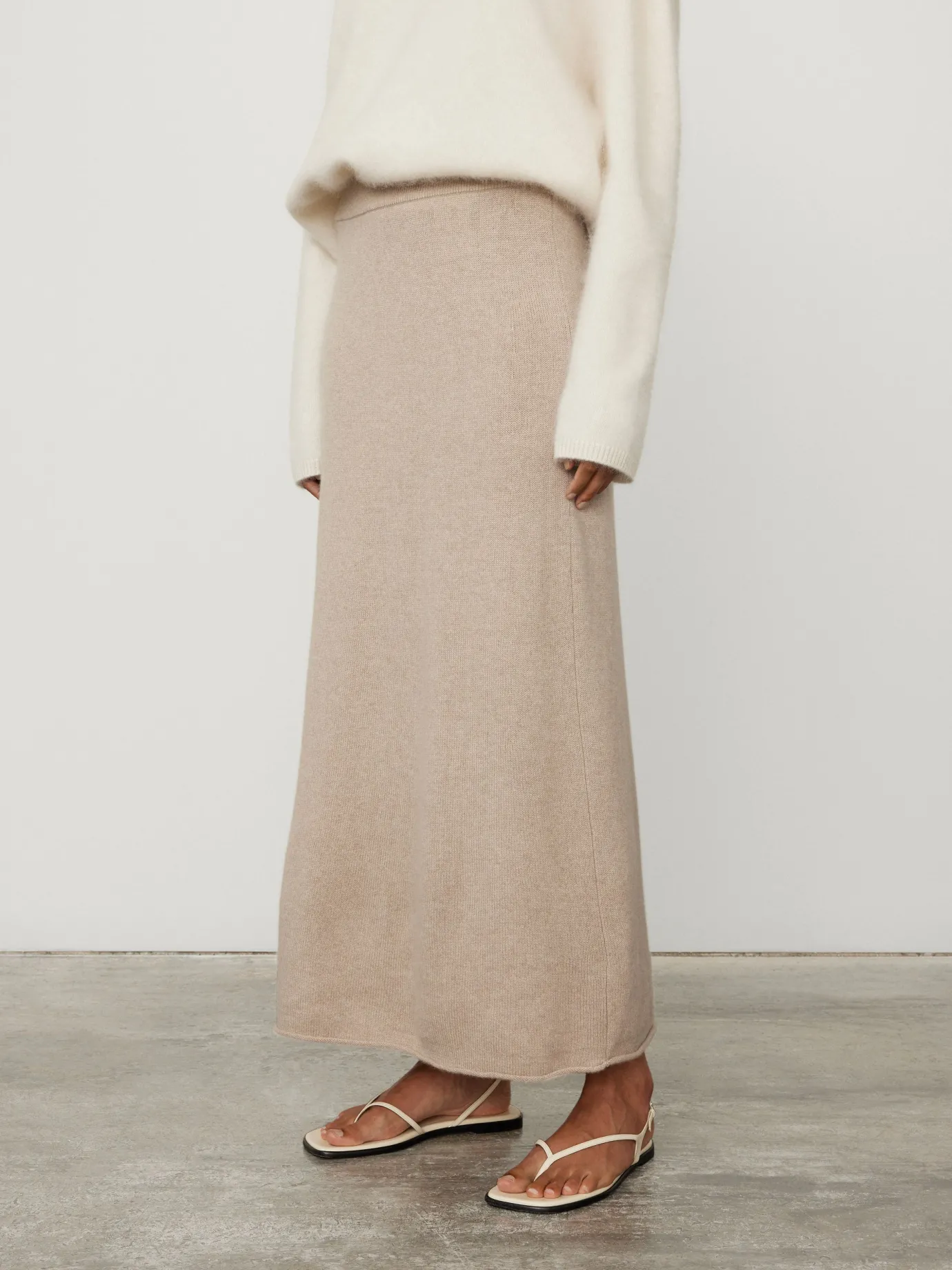 Hot LISA YANG The Elin Skirt Sand