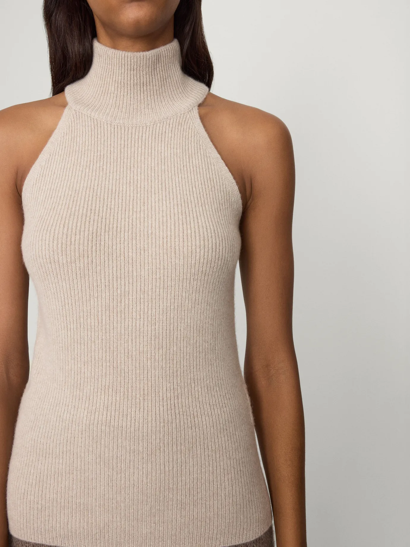 Store LISA YANG The Freya Top Sand