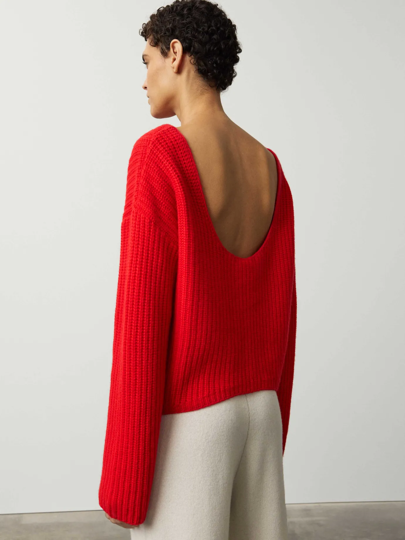 Clearance LISA YANG The Kajsa Sweater PoppyRed