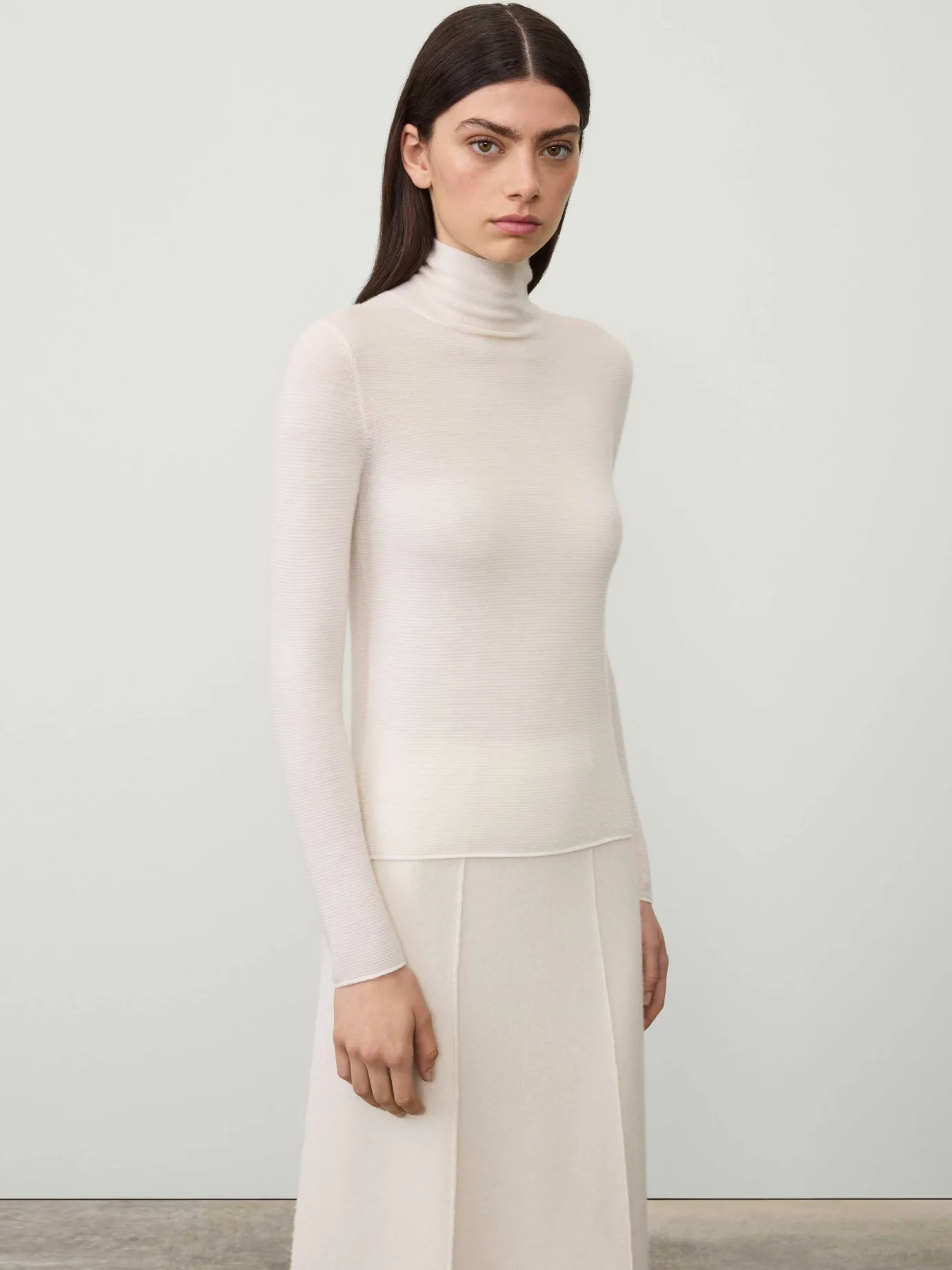 Discount LISA YANG The Lory Sweater Ivory