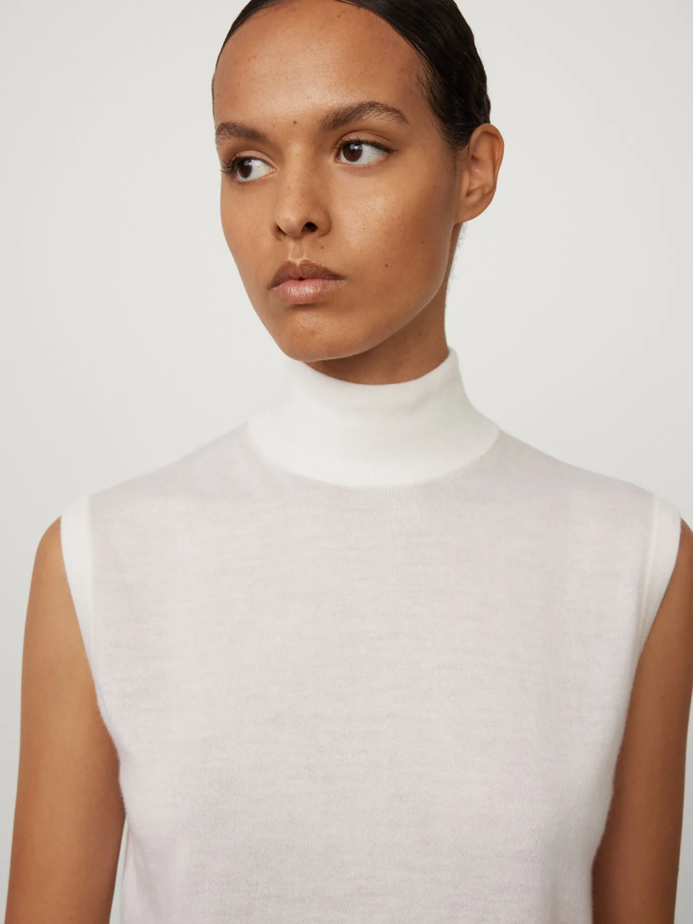 Discount LISA YANG The Lucy Vest Ivory