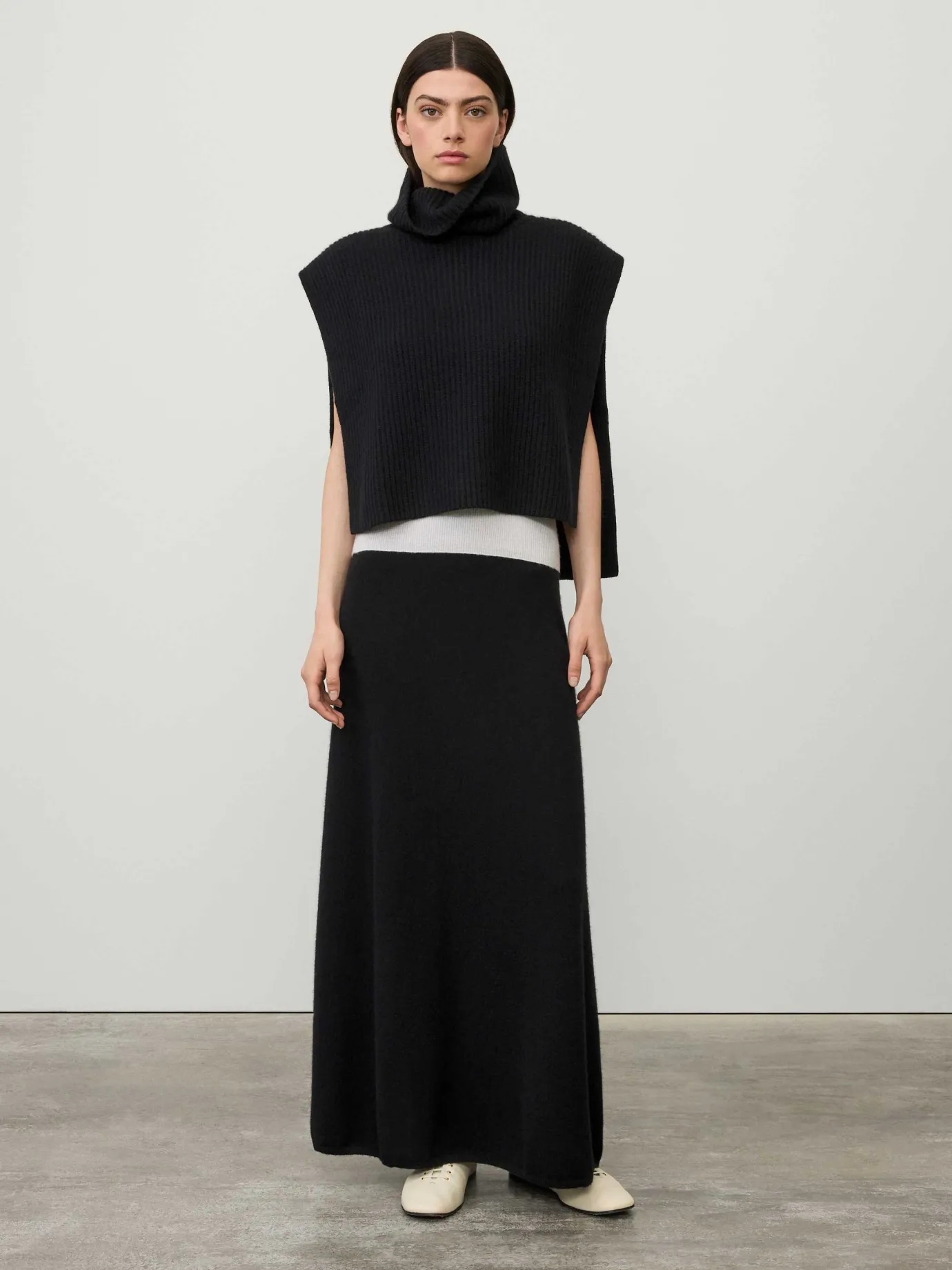 Store LISA YANG The Magda Open Vest Black