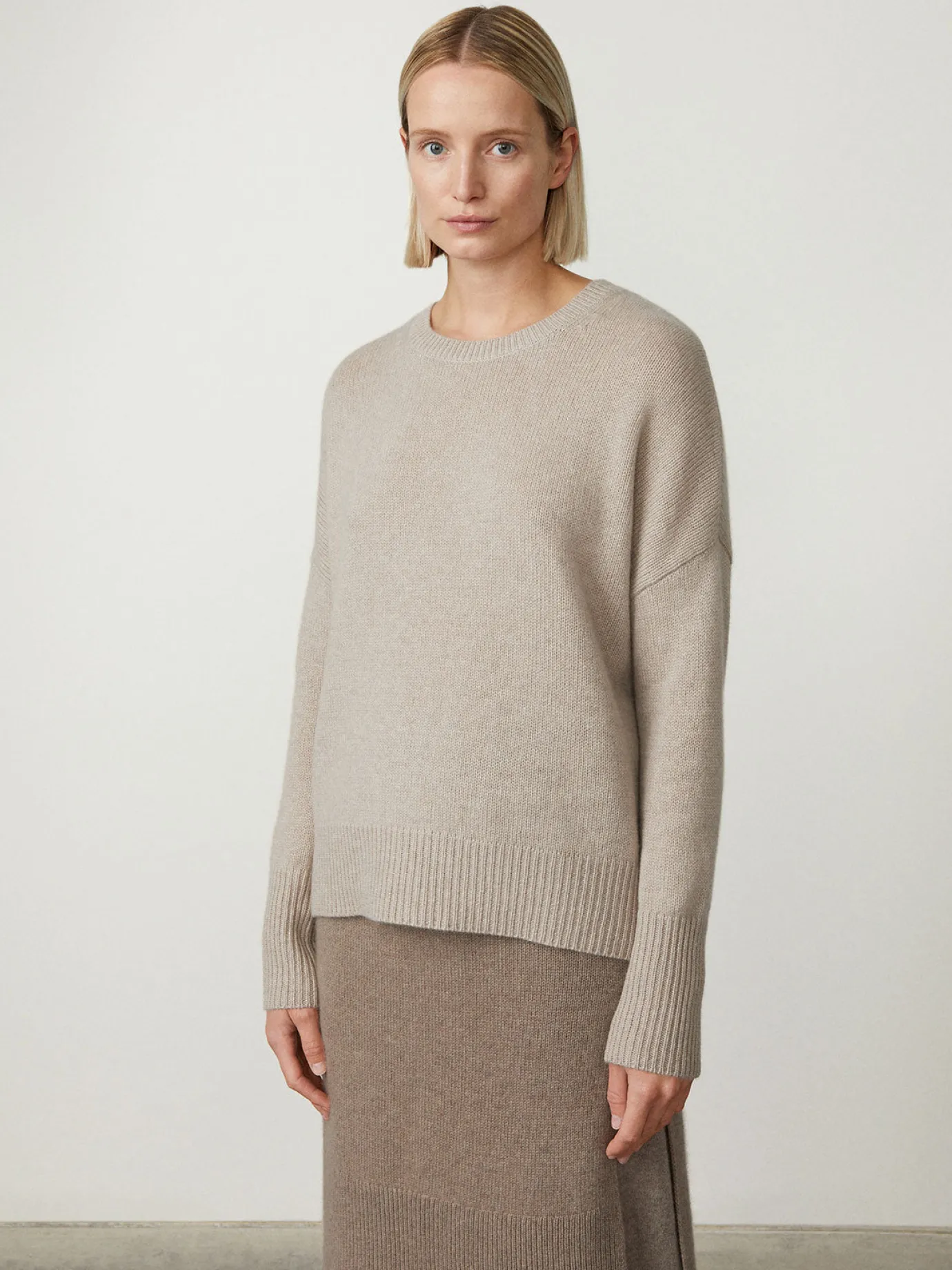 Outlet LISA YANG The Mila Sweater Sand
