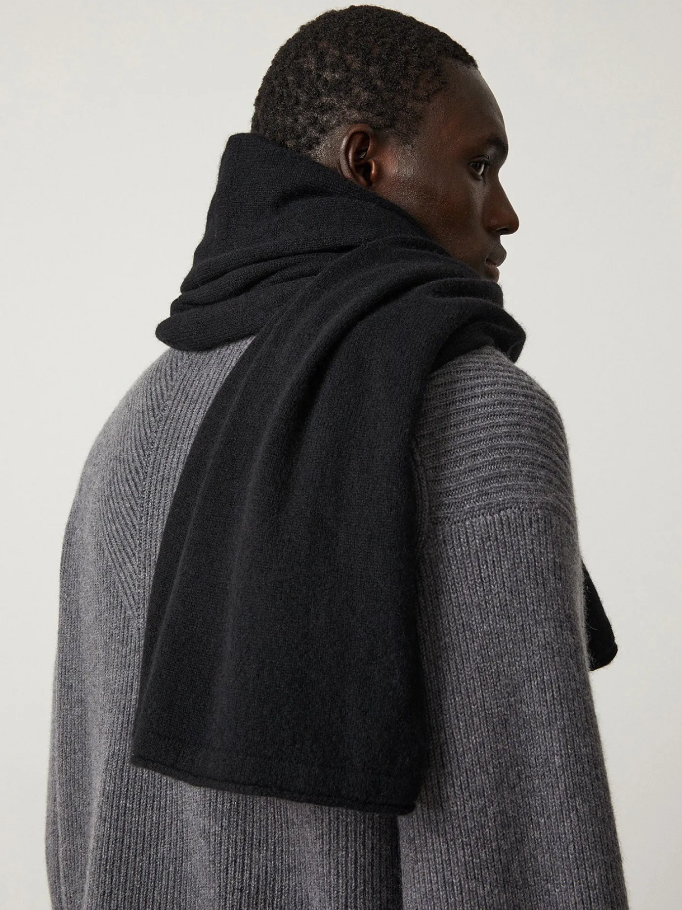Best Sale LISA YANG The Montpellier Scarf Black