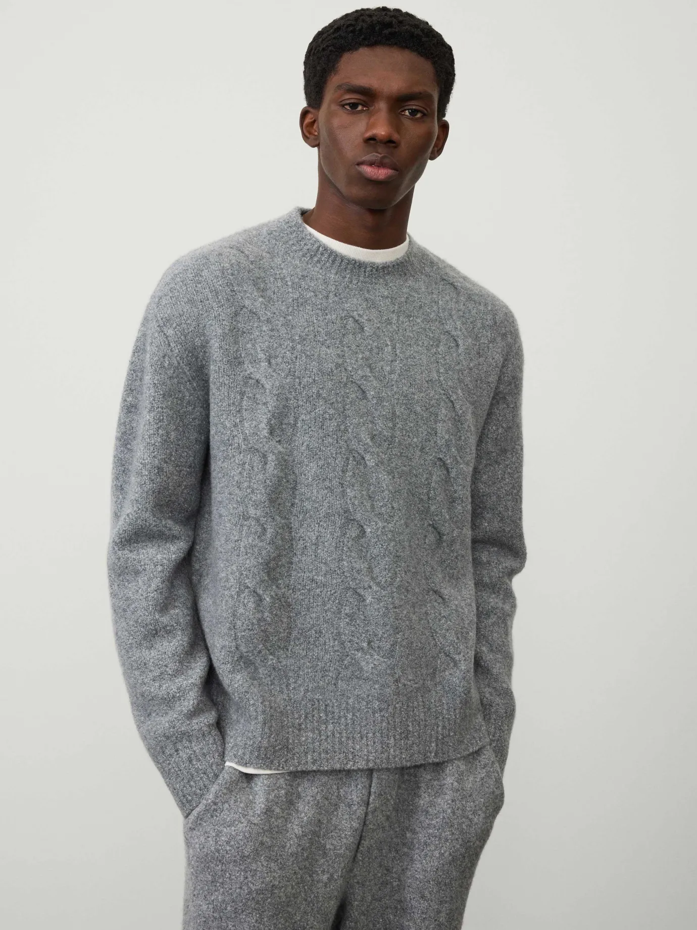 Fashion LISA YANG The Moritz Sweater SpeckledGraphiteBouclé