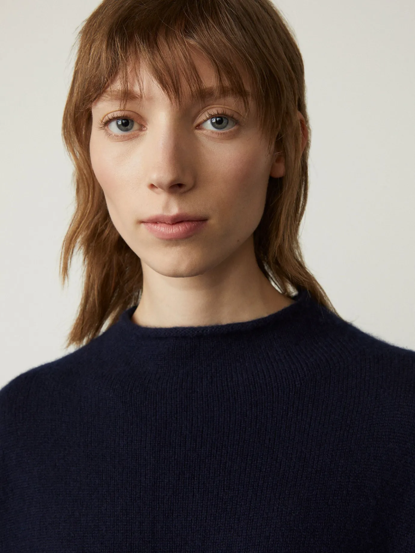 Best LISA YANG The Sandy Sweater | Mock neck cashmere sweater Navy