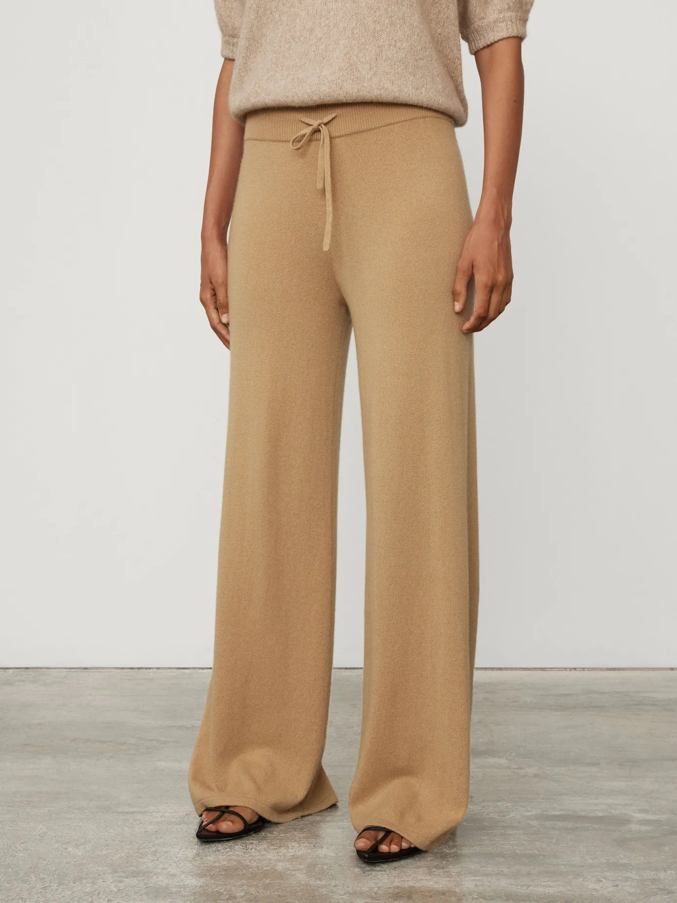 New LISA YANG The Sofi Trousers Latte