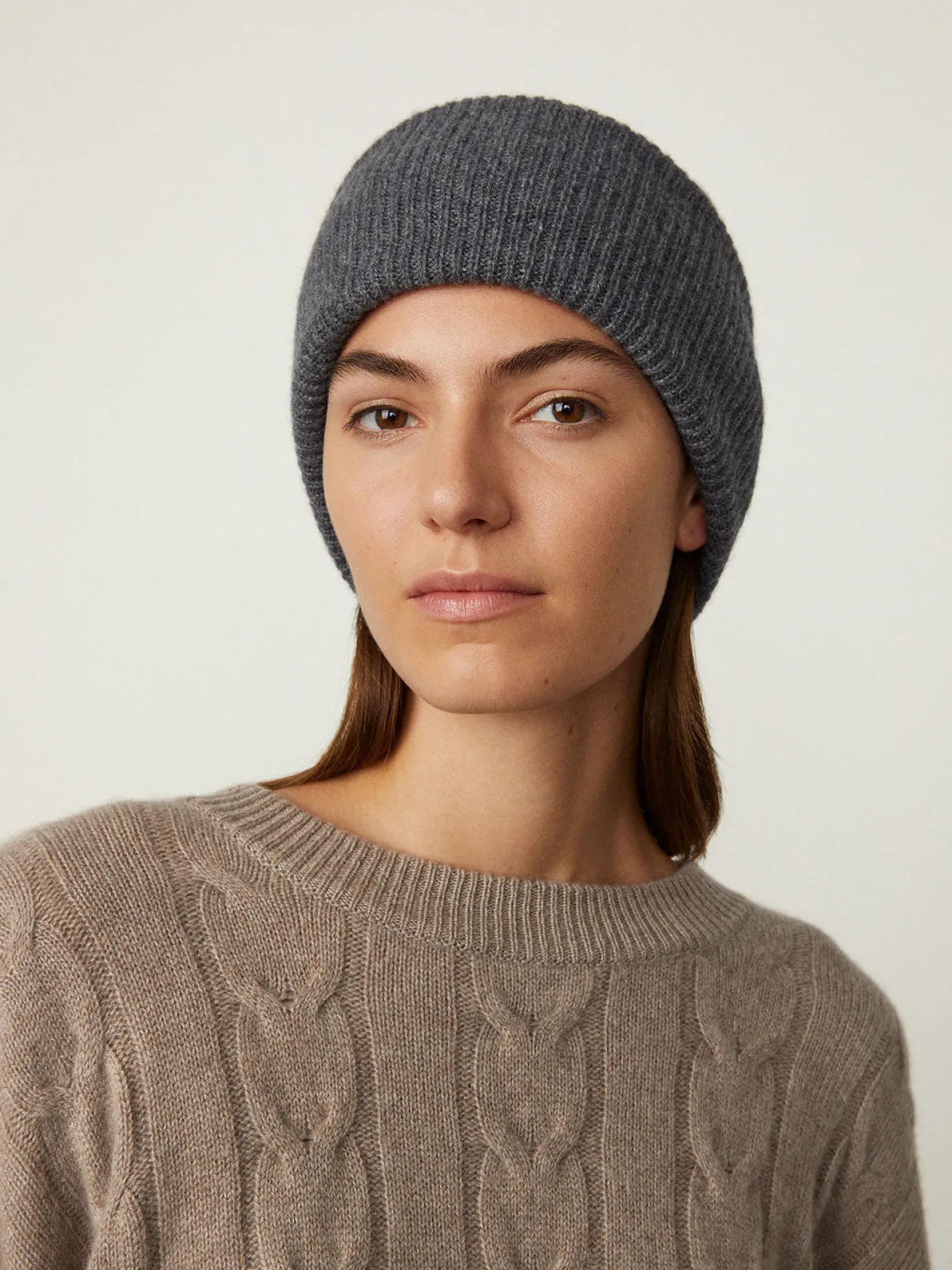 New LISA YANG The Stockholm Hat Graphite