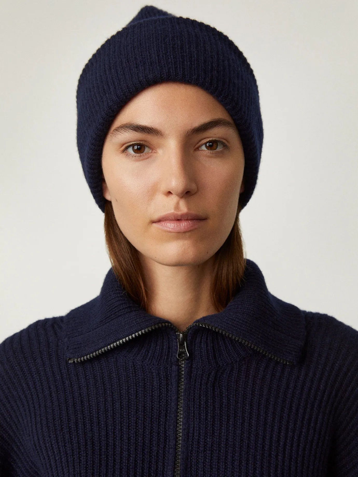 Hot LISA YANG The Stockholm Hat Navy